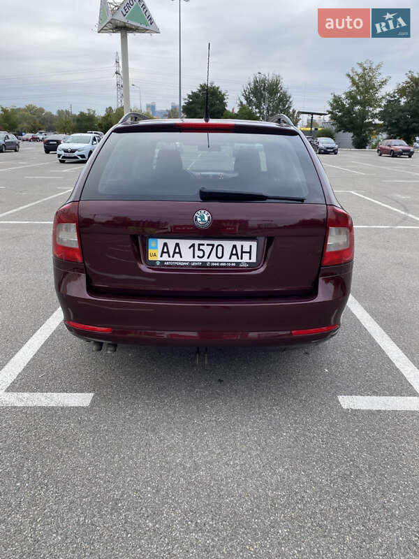 Универсал Skoda Octavia 2010 в Киеве фото 4 Универсал Skoda Octavia 2010 в Киеве