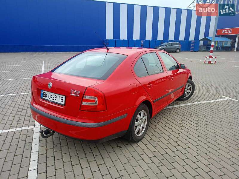 Ліфтбек Skoda Octavia 2006 в Дубні