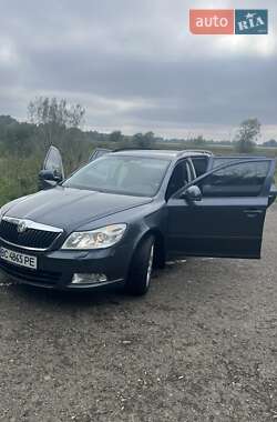 Універсал Skoda Octavia 2010 в Калуші