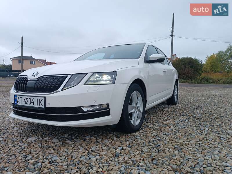 Лифтбек Skoda Octavia 2017 в Калуше