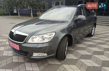 Универсал Skoda Octavia 2012 в 