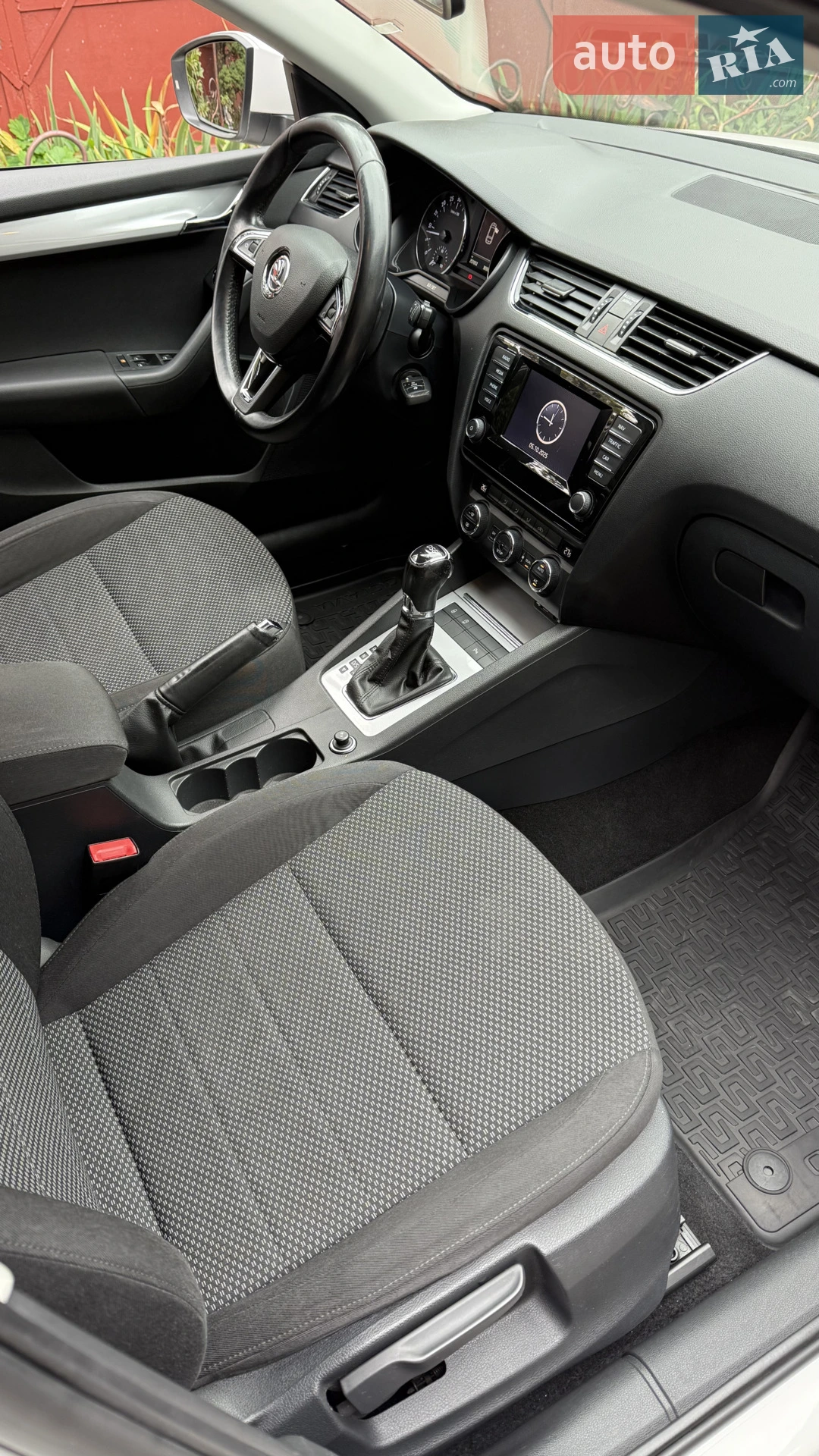 2013 Skoda Octavia - мініатюра 12