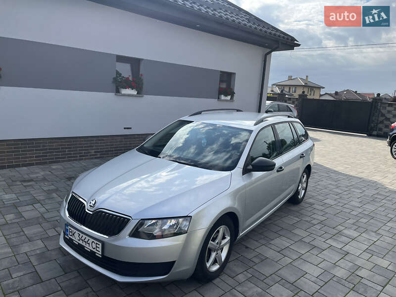 Універсал Skoda Octavia 2015 в Рівному