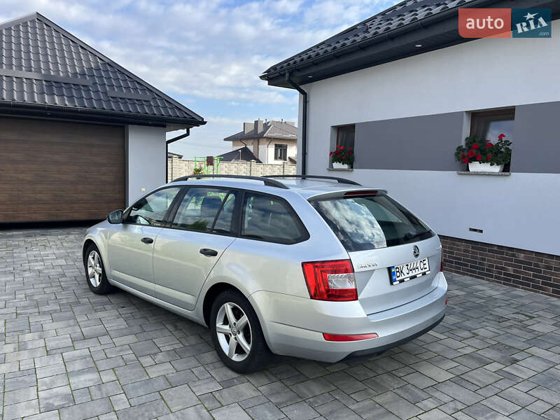 Універсал Skoda Octavia 2015 в Рівному