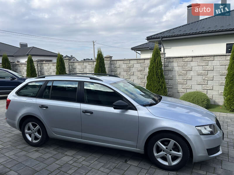 Універсал Skoda Octavia 2015 в Рівному