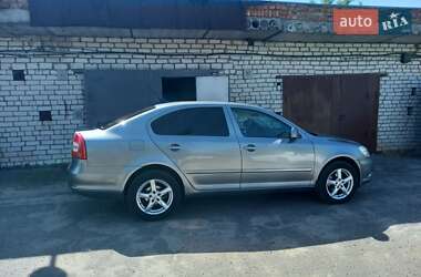 Лифтбек Skoda Octavia 2012 в 