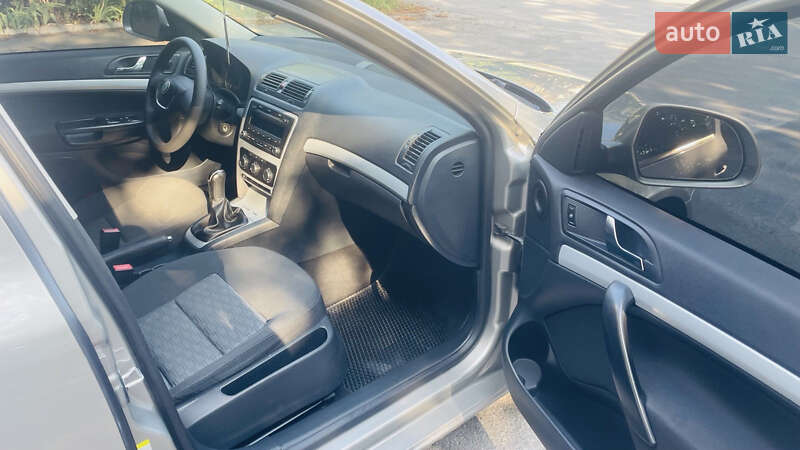 Лифтбек Skoda Octavia 2010 в Виннице