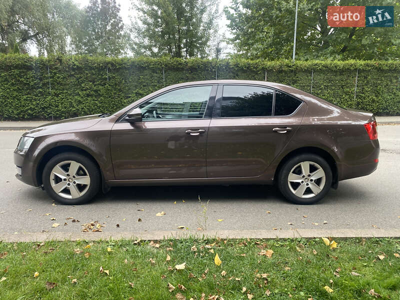 Лифтбек Skoda Octavia 2016 в Киеве