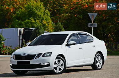 Ліфтбек Skoda Octavia 2018 в Дніпрі