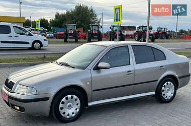 Лифтбек Skoda Octavia 2006 в 