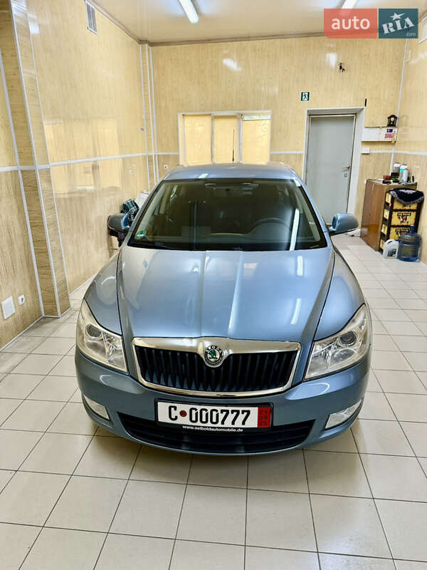 Лифтбек Skoda Octavia 2009 в Хмельницком