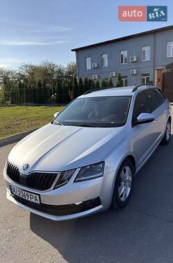 Універсал Skoda Octavia 2017 в Путивлі
