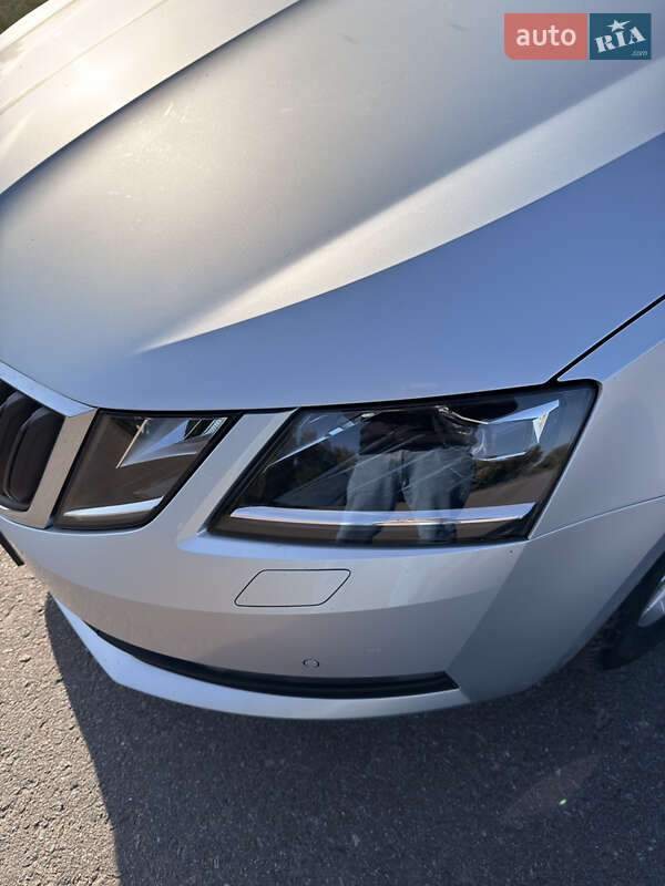 Універсал Skoda Octavia 2017 в Путивлі