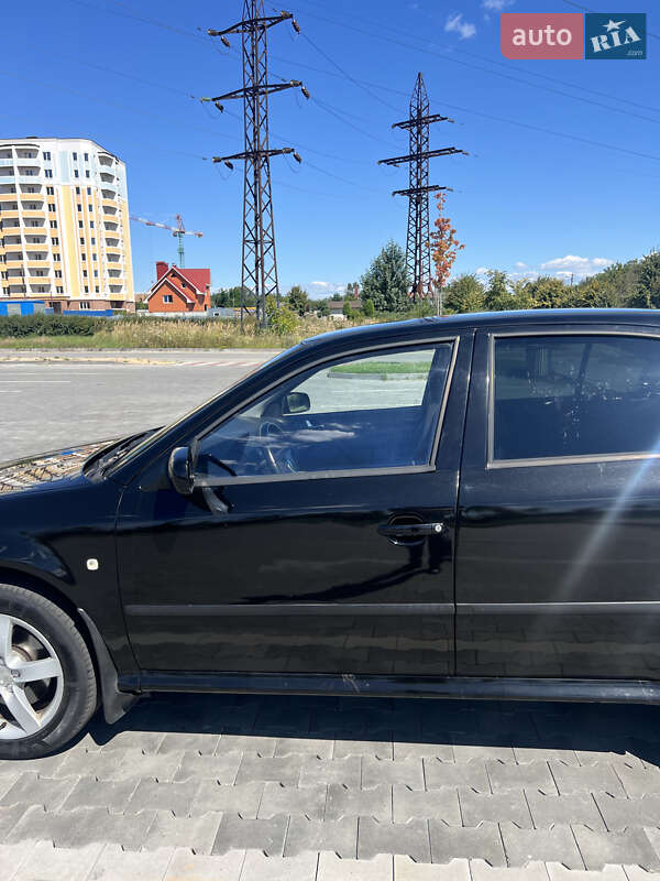 Ліфтбек Skoda Octavia 2005 в Києві