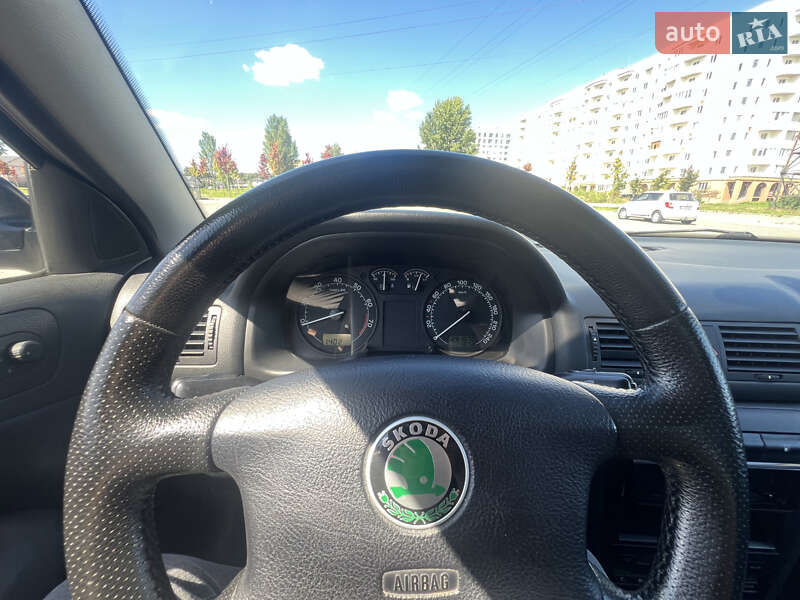 Ліфтбек Skoda Octavia 2005 в Києві
