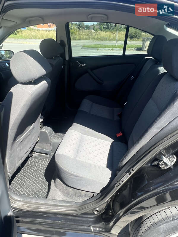 Ліфтбек Skoda Octavia 2005 в Києві