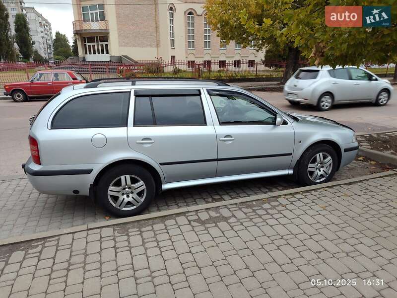 Универсал Skoda Octavia 2009 в 