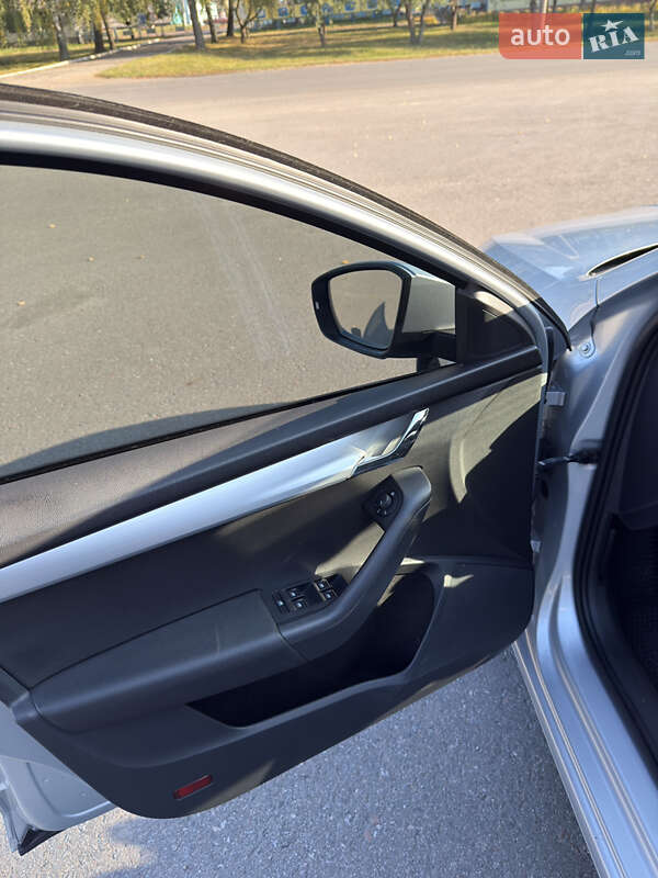 Універсал Skoda Octavia 2017 в Путивлі