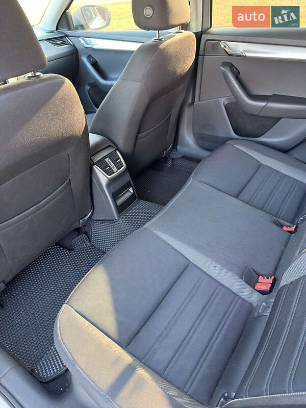 Універсал Skoda Octavia 2017 в Путивлі