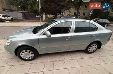 Лифтбек Skoda Octavia 2012 в 