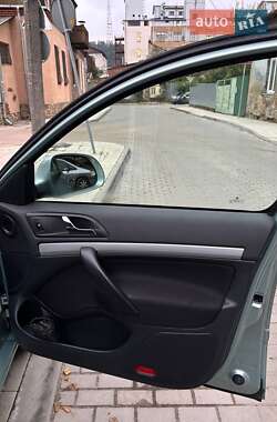 Лифтбек Skoda Octavia 2012 в 