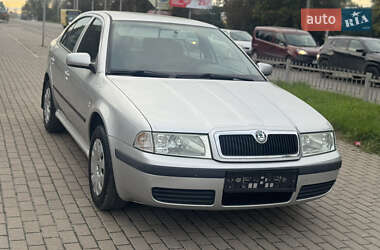 Лифтбек Skoda Octavia 2008 в 