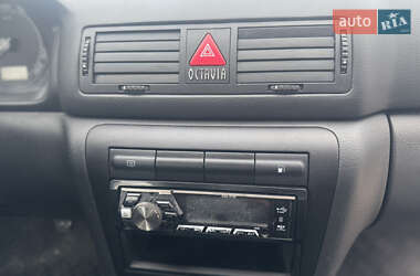 Лифтбек Skoda Octavia 2008 в 