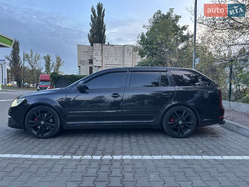 Универсал Skoda Octavia 2010 в Киеве фото 4 Универсал Skoda Octavia 2010 в Киеве