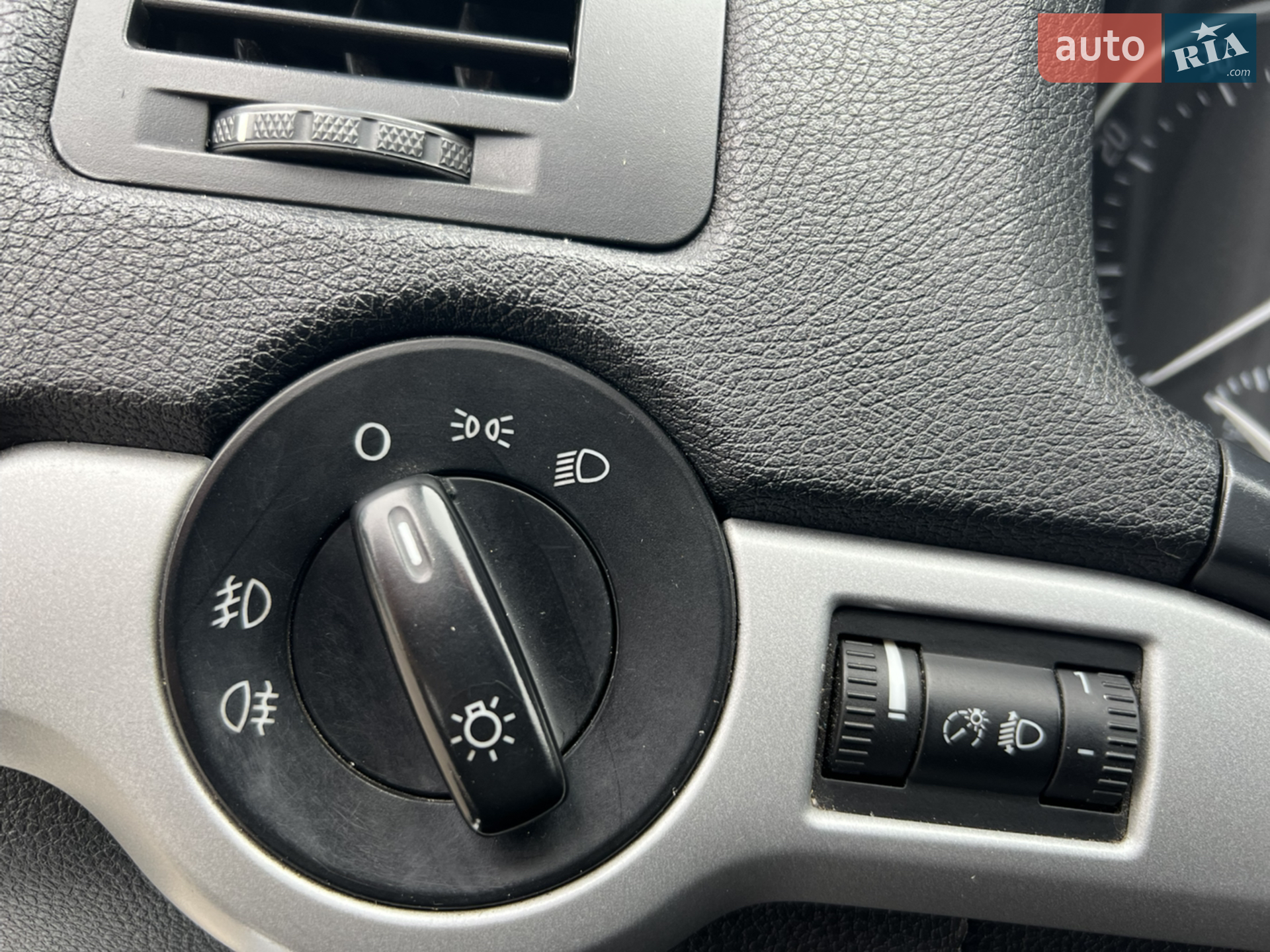2012 Skoda Octavia - мініатюра 15