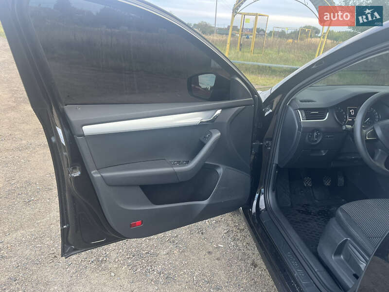 Універсал Skoda Octavia 2014 в Сарнах