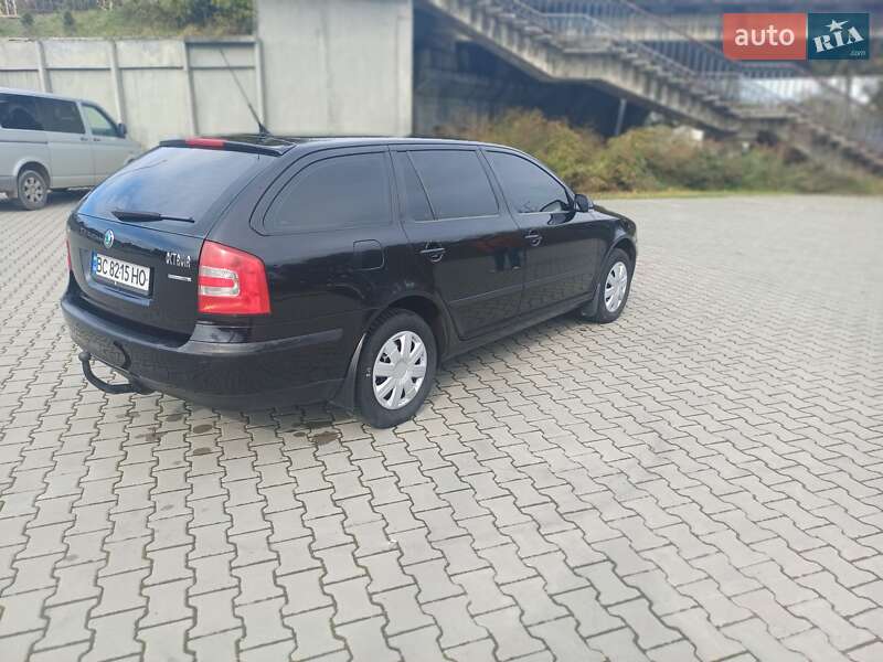 Универсал Skoda Octavia 2008 в Дрогобыче