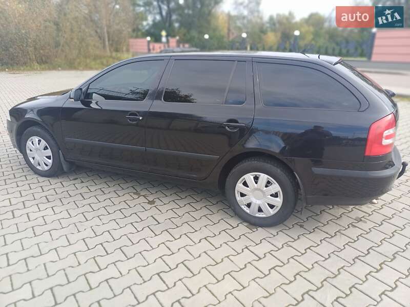 Универсал Skoda Octavia 2008 в Дрогобыче