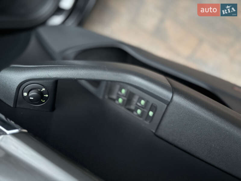 Универсал Skoda Octavia 2019 в Житомире