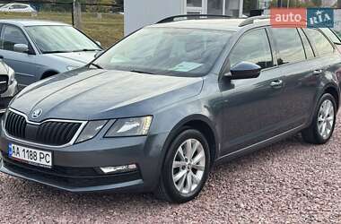Универсал Skoda Octavia 2018 в Киеве