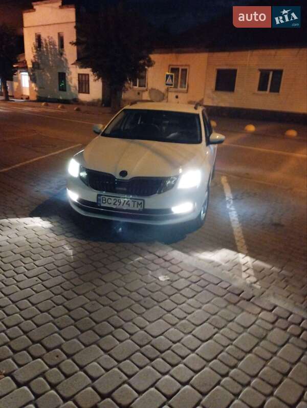 Універсал Skoda Octavia 2017 в Бориславі
