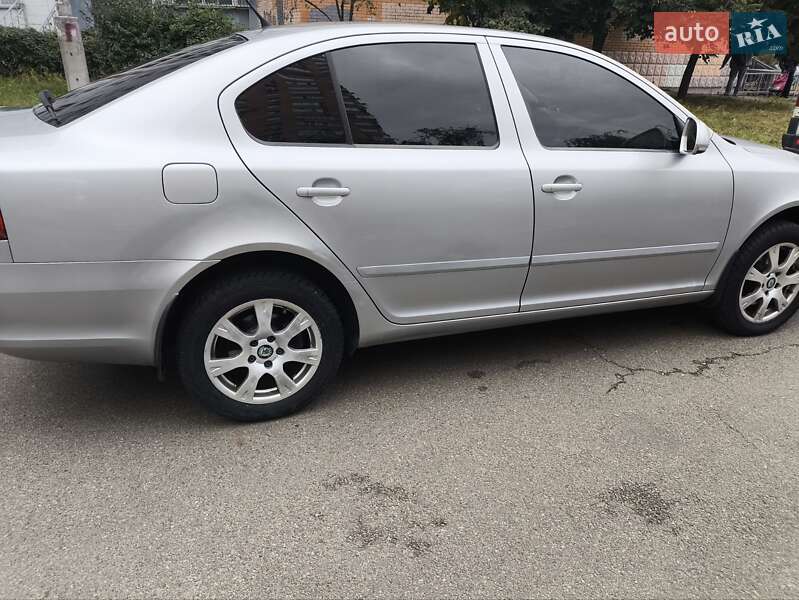 Лифтбек Skoda Octavia 2012 в Киеве