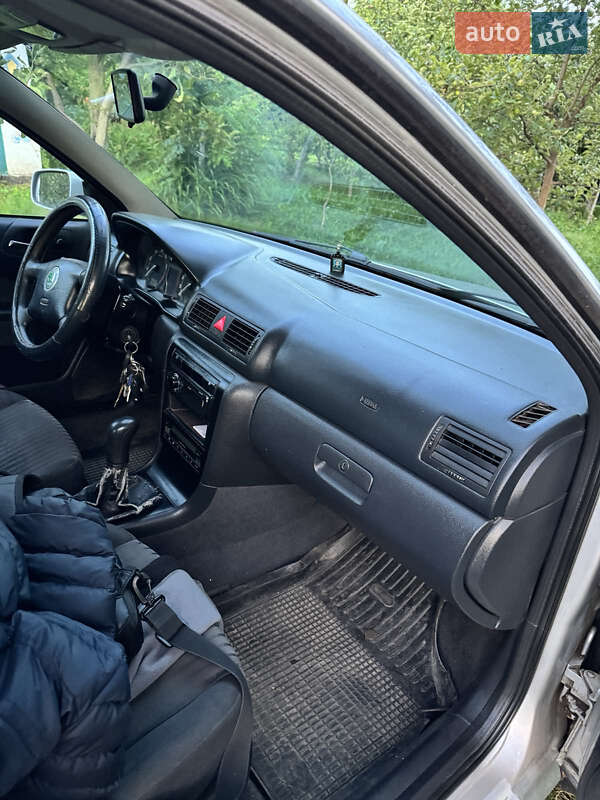 Лифтбек Skoda Octavia 2000 в Хмельницком