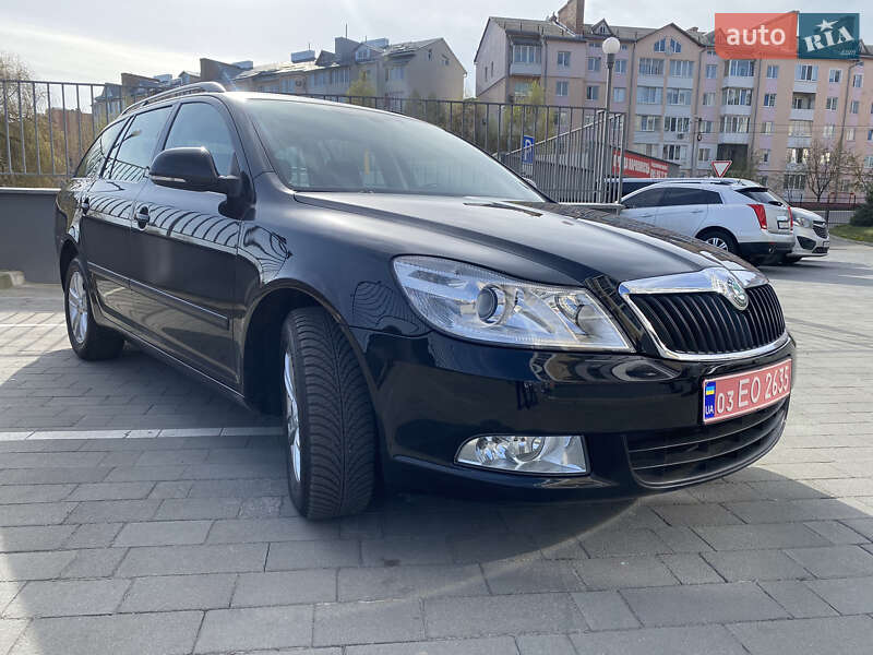 Универсал Skoda Octavia 2011 в Луцке фото 3 Универсал Skoda Octavia 2011 в Луцке