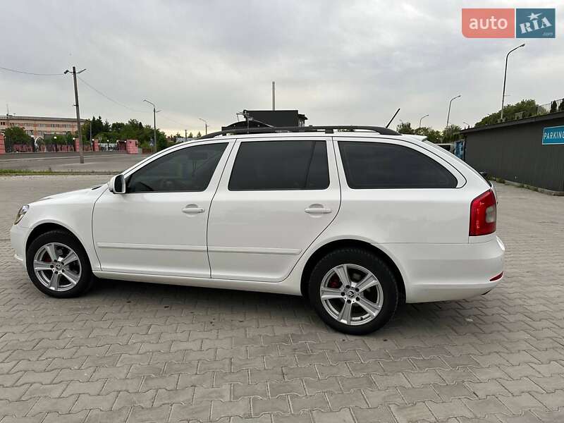 Универсал Skoda Octavia 2011 в Бориславе