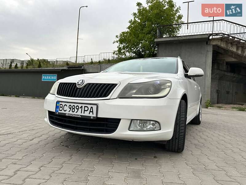 Универсал Skoda Octavia 2011 в Бориславе