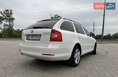 Универсал Skoda Octavia 2011 в 