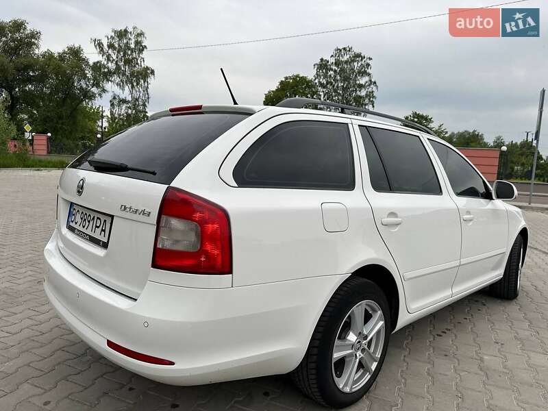 Универсал Skoda Octavia 2011 в Бориславе