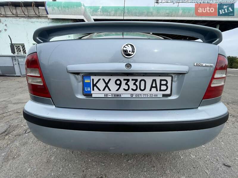 Ліфтбек Skoda Octavia 2002 в Балаклії