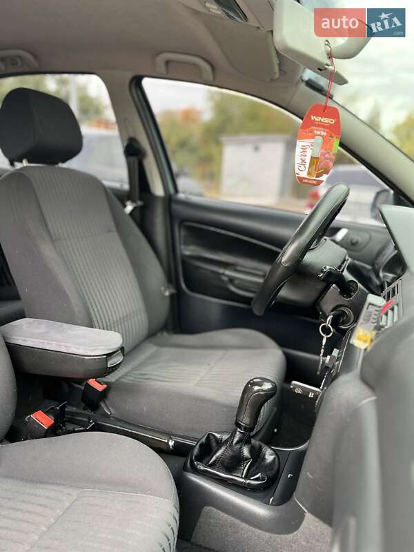 Ліфтбек Skoda Octavia 2002 в Балаклії