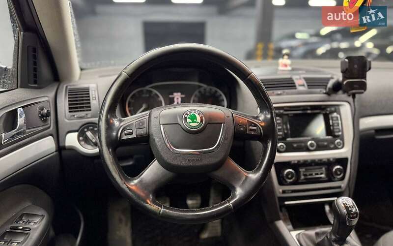 Универсал Skoda Octavia 2011 в Черновцах