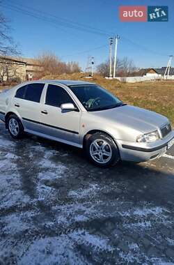Универсал Skoda Octavia 1998 в Вижнице