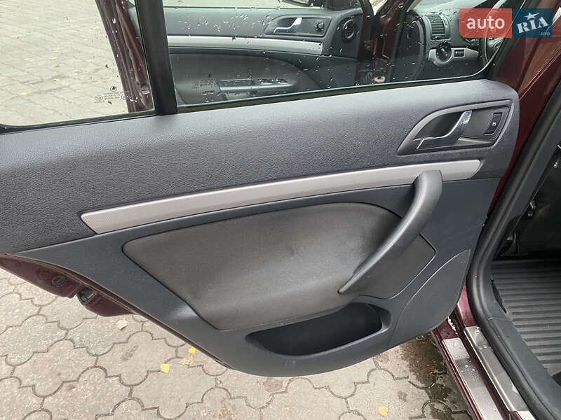 Универсал Skoda Octavia 2009 в Черкассах фото 8 Универсал Skoda Octavia 2009 в Черкассах