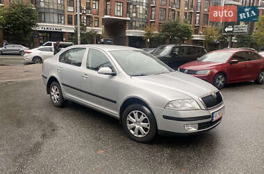 Лифтбек Skoda Octavia 2008 в Киеве