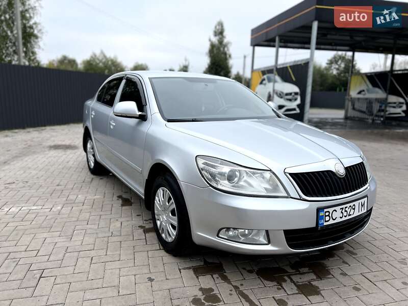 Skoda Octavia 2012 Skoda Octavia 2012