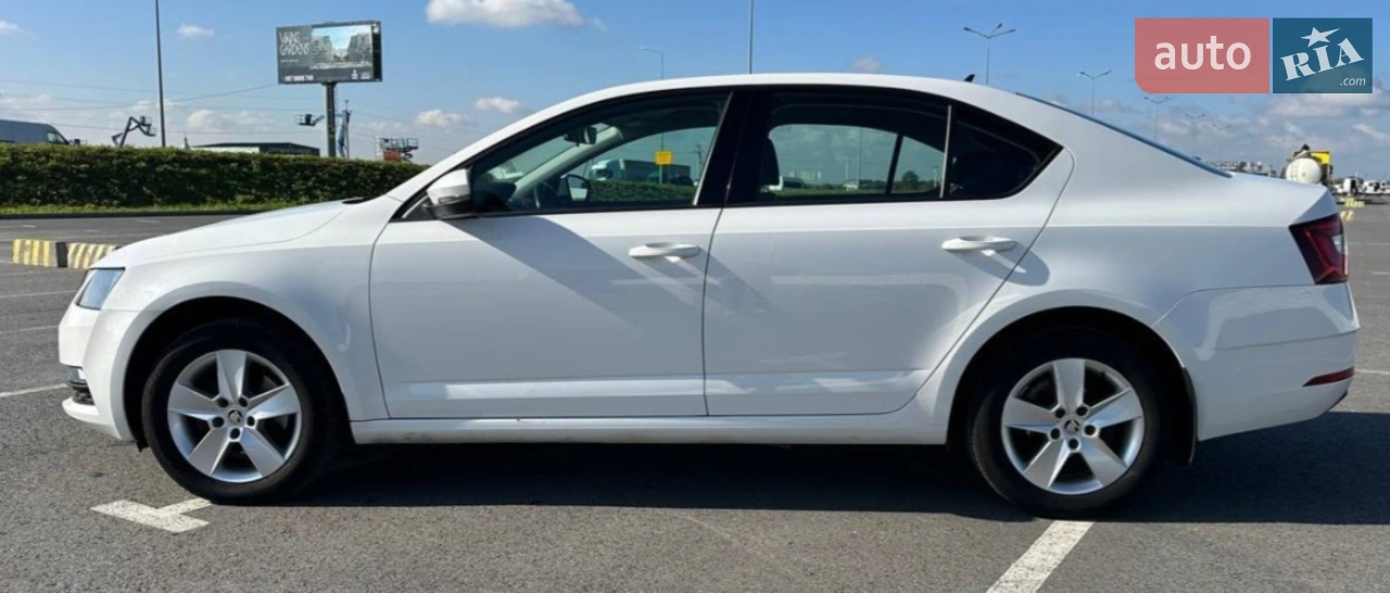 2019 Skoda Octavia - мініатюра 31